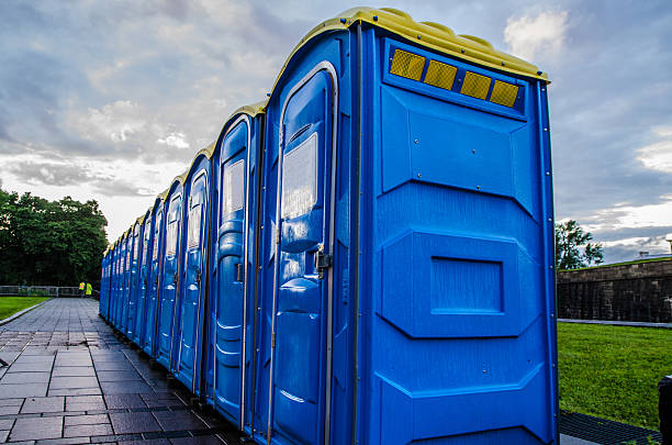 Best Portable restroom trailer rental  in Melody Hill, IN